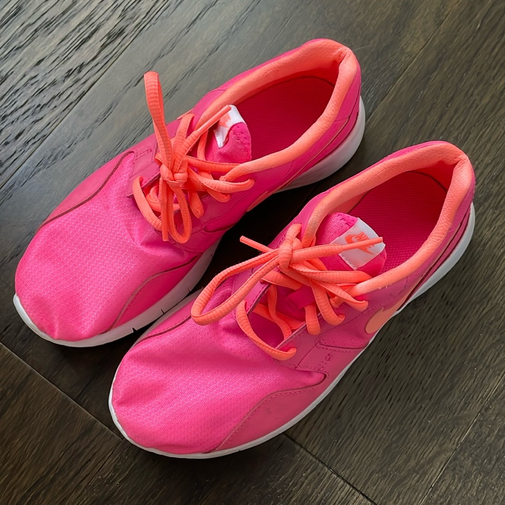 Nike Shoes 5Y
